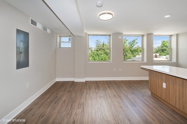 Photo - Carver Apartments