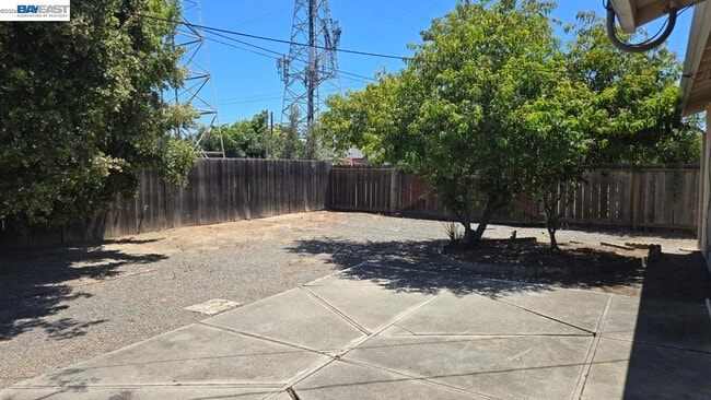 Photo - 40622 Blacow Rd