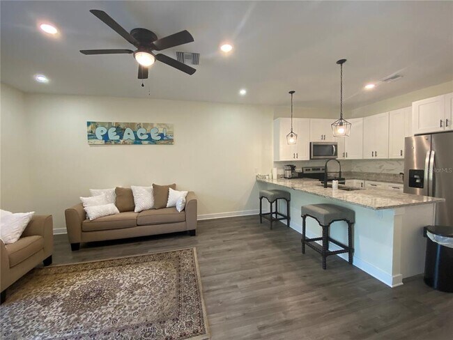 Photo - 11974 Tetzel Ave