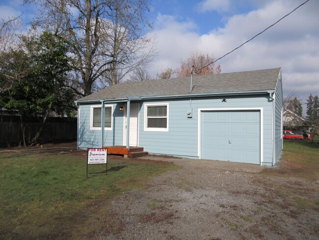 One Bedroom Home in Keizer - One Bedroom Home in Keizer