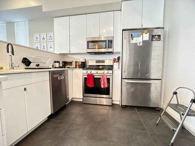 Photo - 91 Glenville Ave