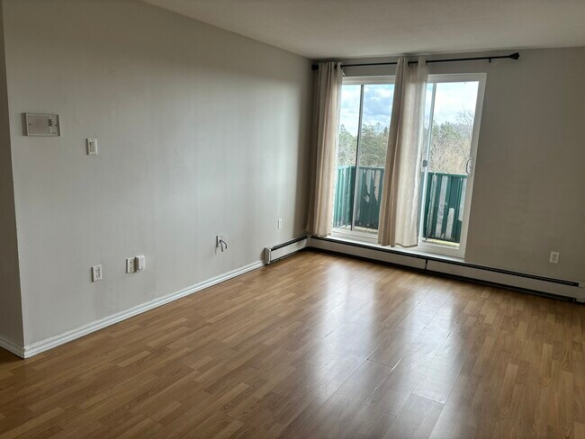 Photo - 225-225 Old Carriage Dr Unit 210