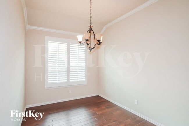 Photo - 1629 Signature Dr