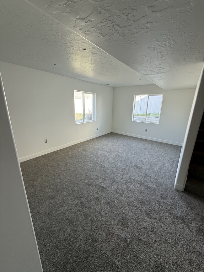 Photo - 838 S Criddle Rd