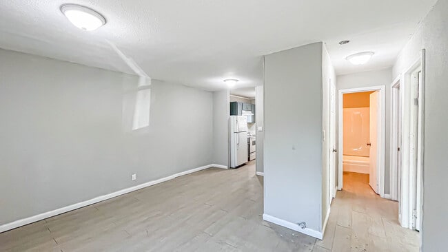 Photo - 1379 Sanford Ave Unidad 1379