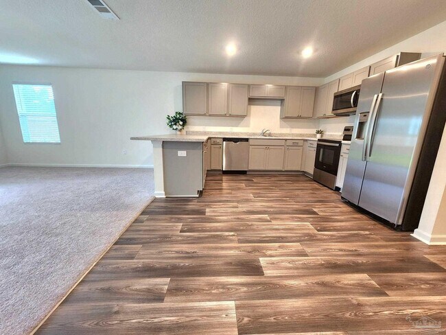 Photo - 7840 Maxton Rd