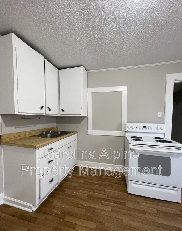 Photo - 1609 Hollyleaf Ave