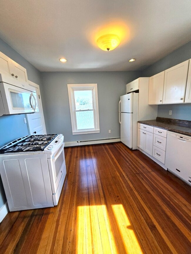 Photo - 178-180 Chandler Avenue Unidad 3