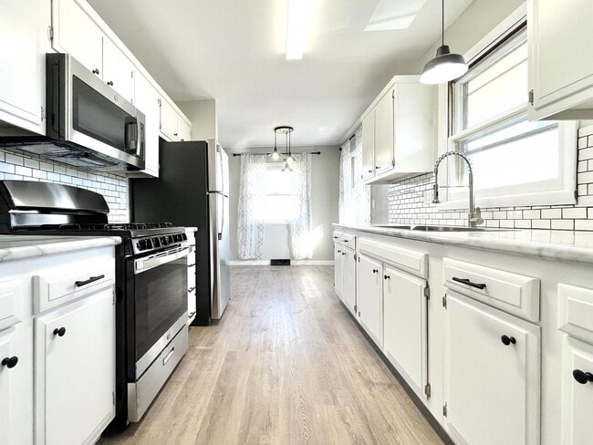 Photo - 2936 La Salle Ave Unit 2936