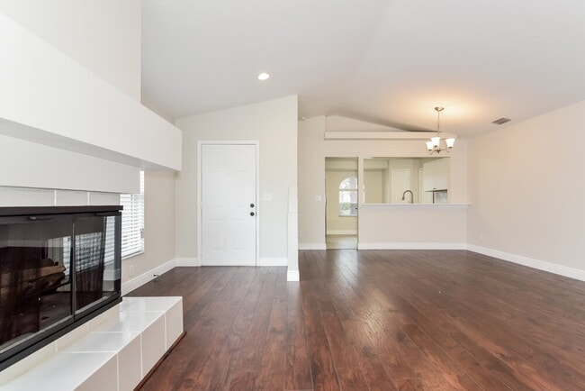 Photo - 538 Beth Ann St