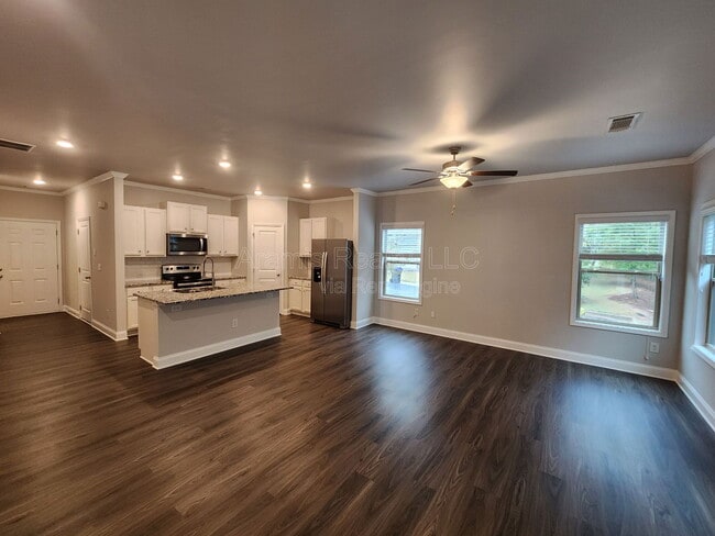 Photo - 5208 Pinnacle Walk