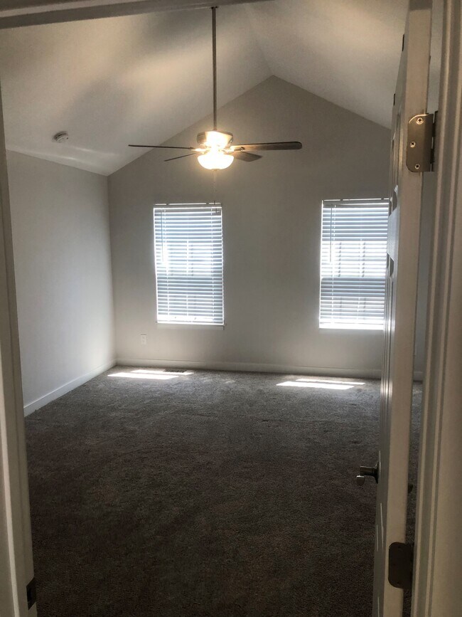 10863 Bayfield Way Townhome Townhome Rental in Parker CO