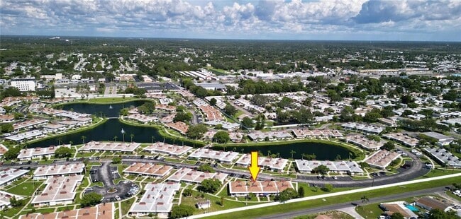4337 Tahitian Gardens Cir Unit F