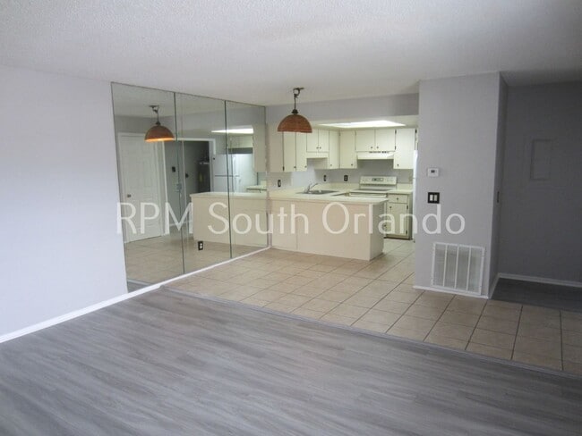Photo - Great location! 2nd floor condo in Winter Garden