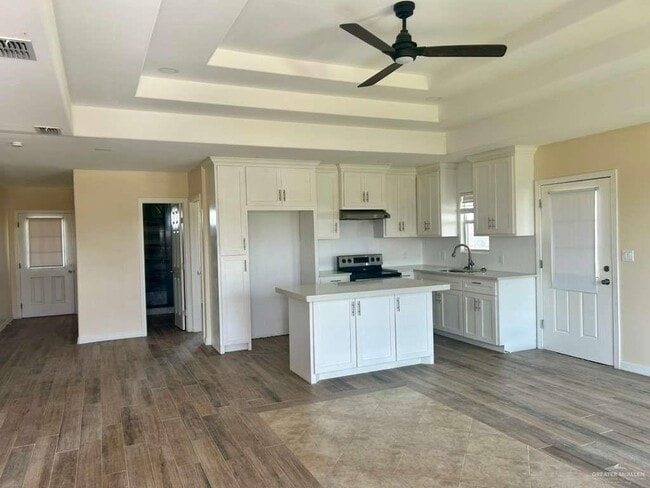 Photo - 14 N 109th St