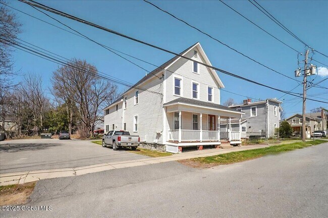 Photo - 3 Waterbury St Unit #2