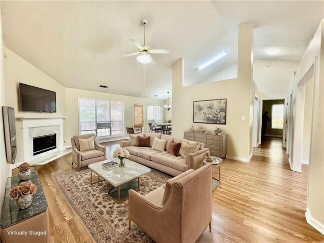 Photo - 3287 Crossfield Ln