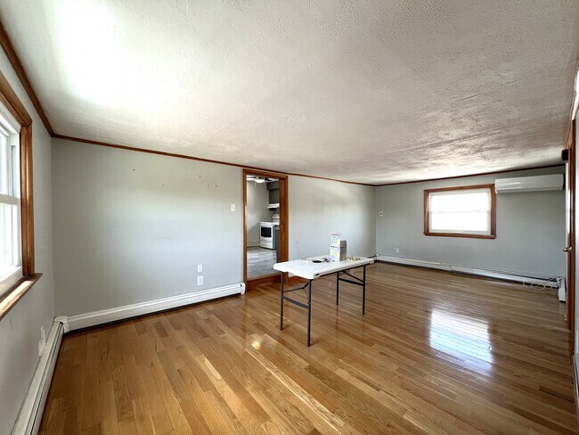 Photo - 1 Wellington St Apartments Unit 2
