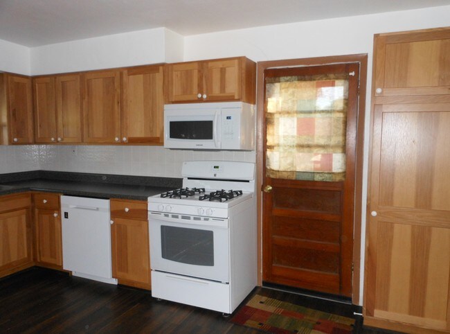 Photo - 1200 State St