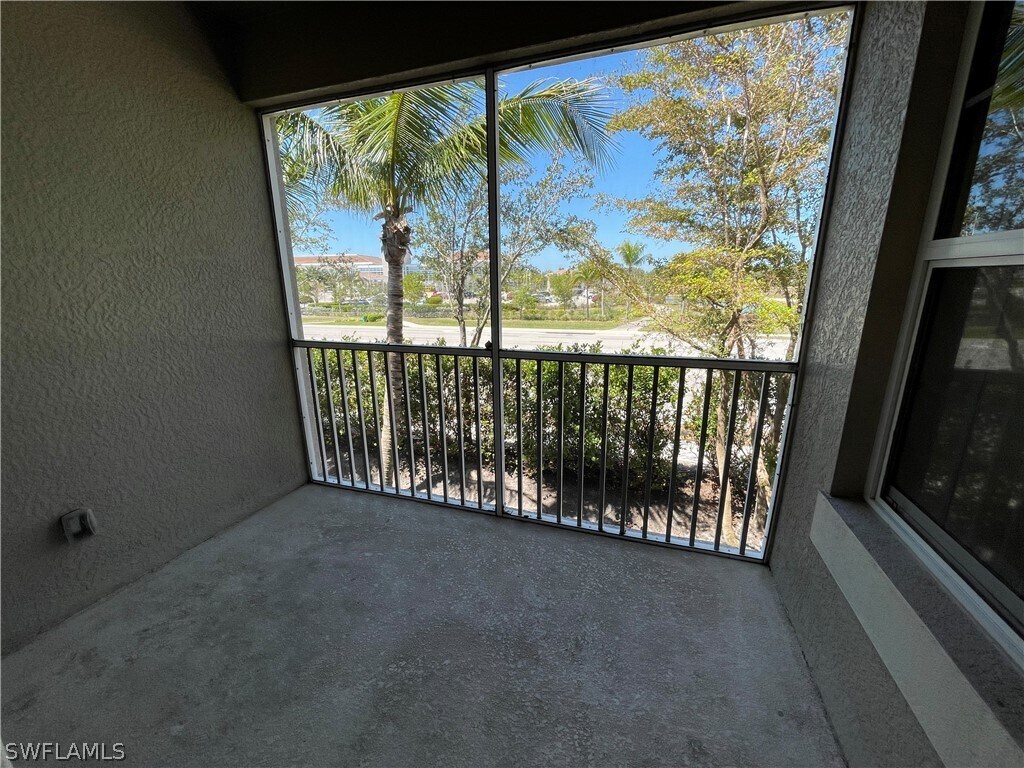 Photo - 8560 Evernia Ct Unidad 204