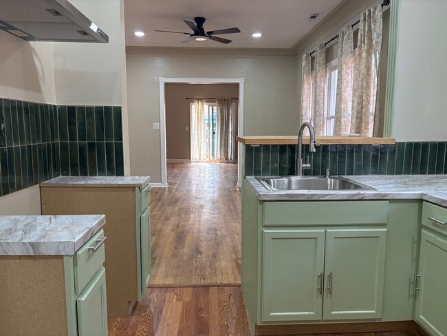 Photo - 2536 Calvert Ave