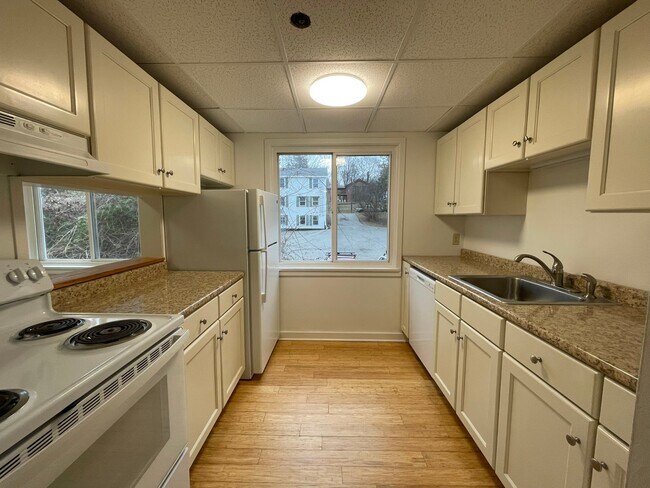 237 Maple St Unit 5