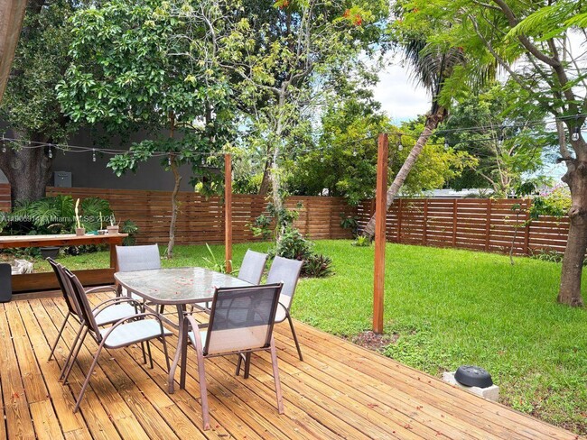 Building Photo - 3330 Liberty St