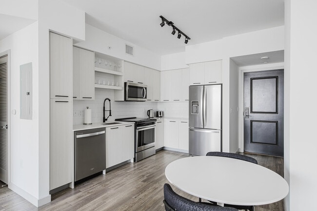 Photo - 221 SW 12th St Unidad FL5-ID136