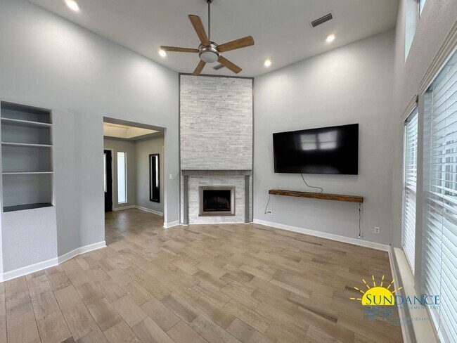 Photo - 3-Bedroom Home in Destin with Solar Power ...