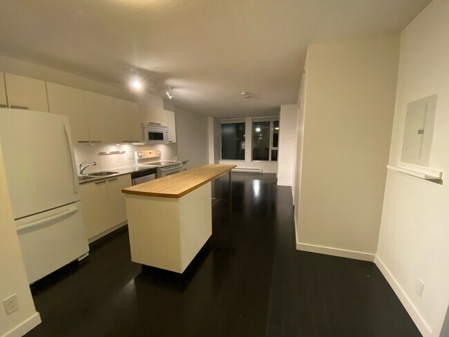 Photo - 550 Taylor St