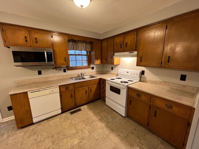 Photo - 3105 Spring Creek Ct