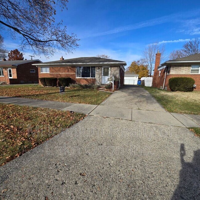 Photo - 11539 Hanford Dr