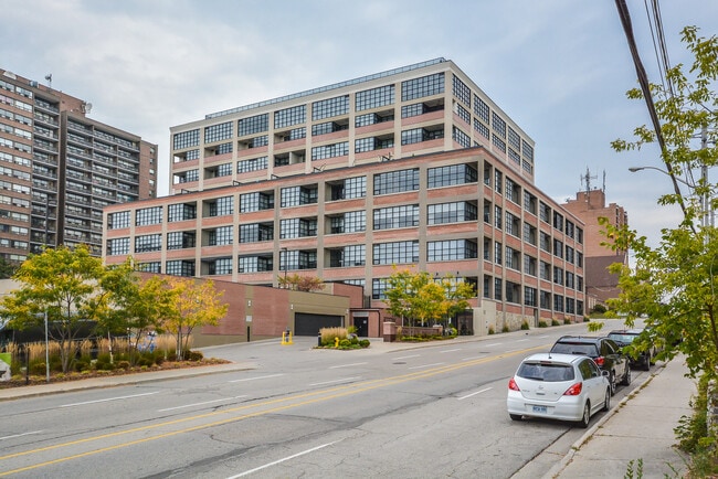 Photo - 112 Benton St