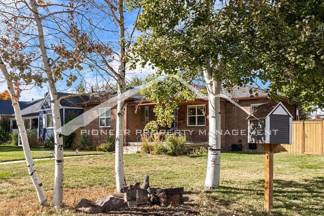 Photo - 1375 Locust St