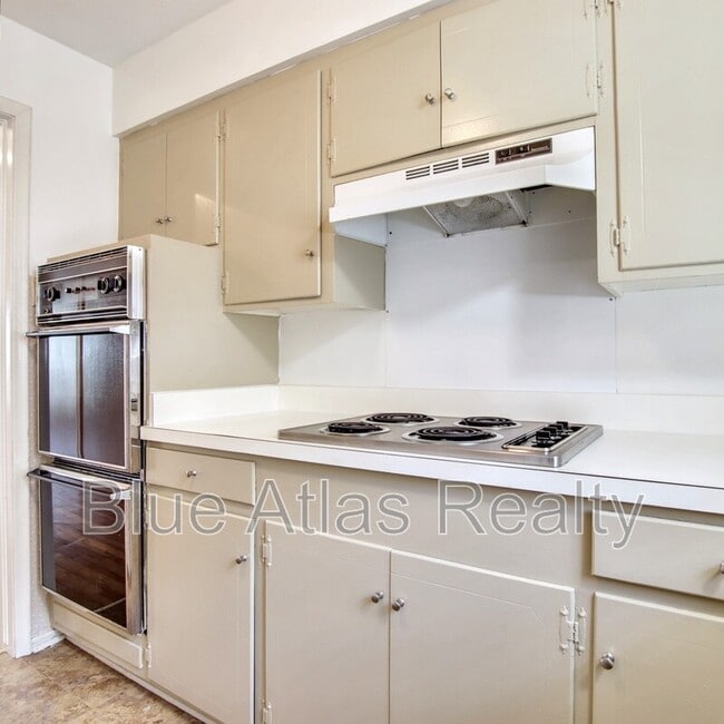 Photo - 3903 Hawthorne Ave