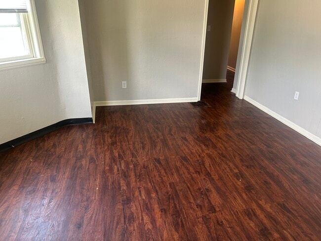 Photo - 1105 W High St Unit 1105 A