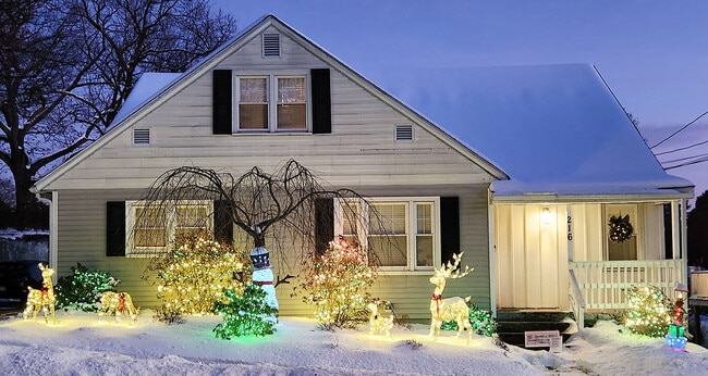 Photo - 216 5th St Unit 1