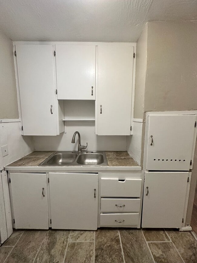 Photo - 212 SW 37th Ave