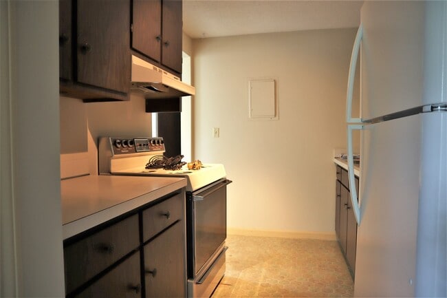 Photo - 62 Elm St Unit Apt. C