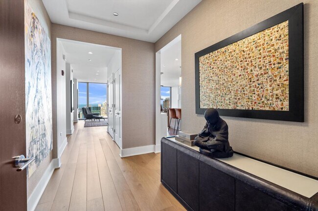 Photo - 363 E Wacker Dr