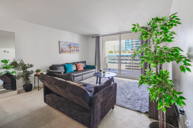 Building Photo - 1200 Brickell Bay Dr Unit FL21-ID1022227P Rental