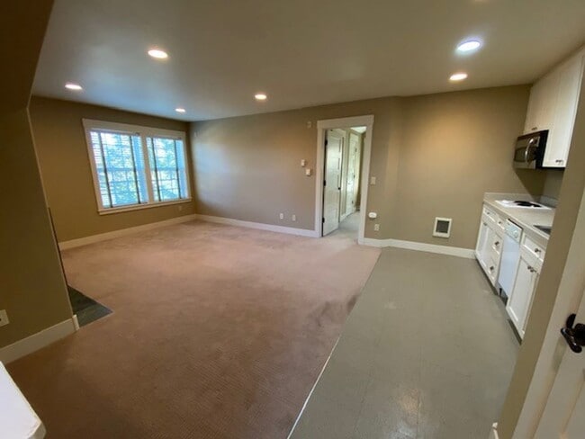 Photo - hi2209 Unit 2