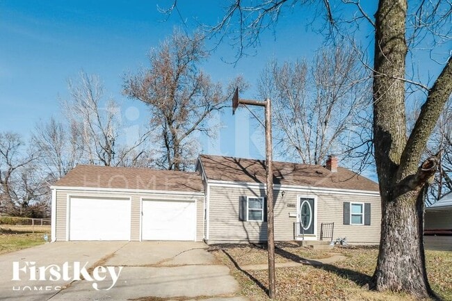 Photo - 3106 NE 56th St