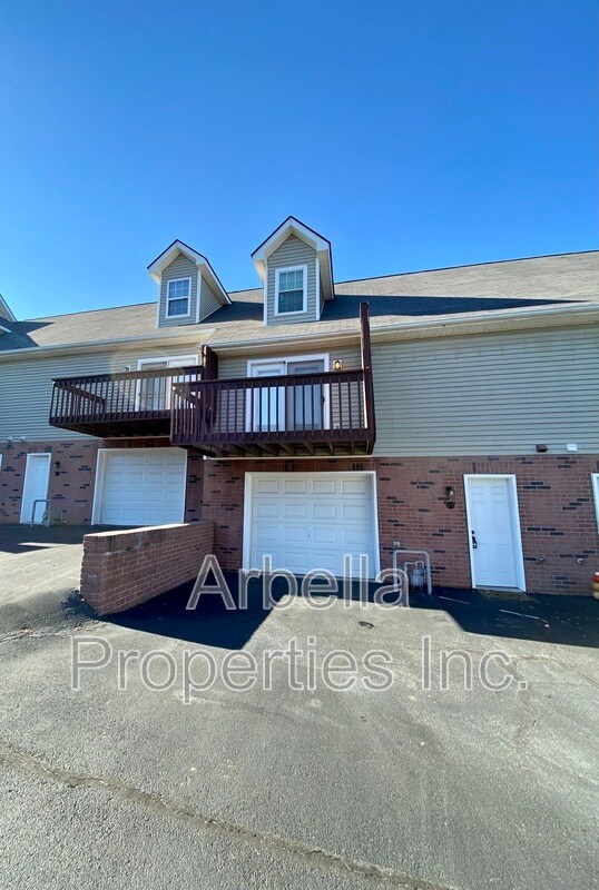 104 Cambridgeshire Ct Condo Condo for Rent in Johnson City, TN