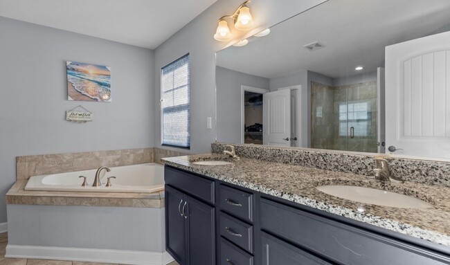 Photo - 312 Maycox Ln