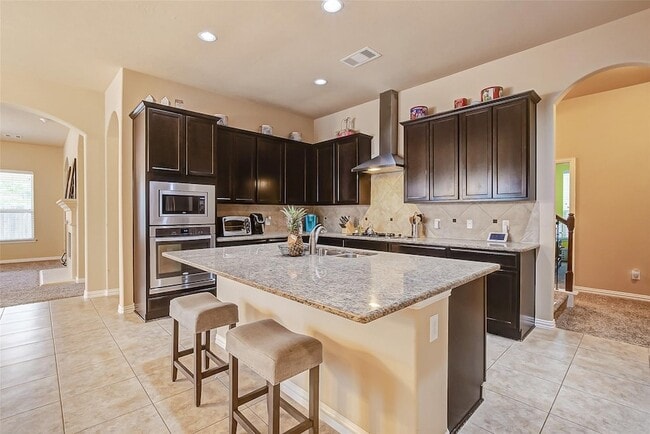 Photo - 623 Orlandis Ln