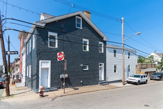 Photo - 145 S 12th St Unit 1