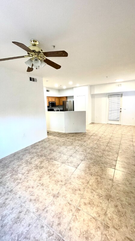 Photo - 10245 S Maryland Pkwy Unidad 144