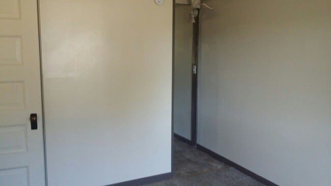 525 - 1 BR - Canal Apartments