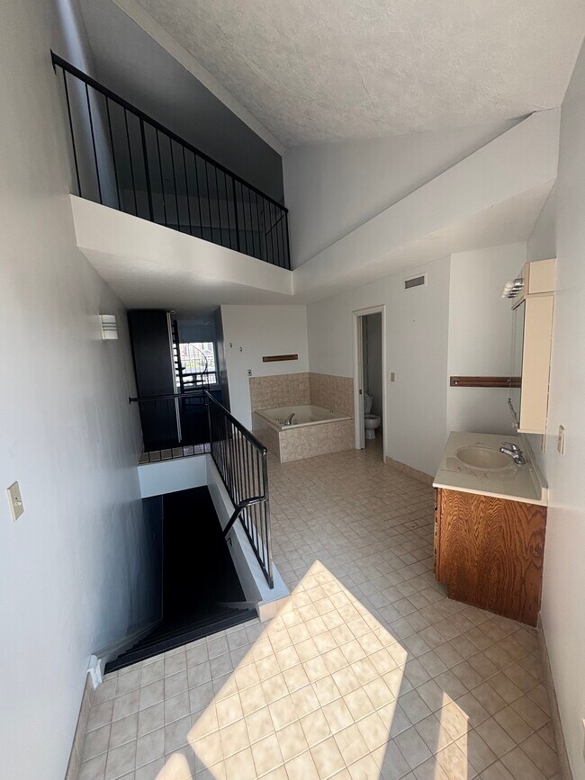 Photo - #409 Grove Court Unit 409